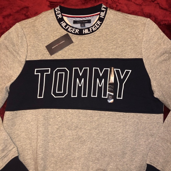 Tommy Hilfiger Sweater - Picture 2 of 8